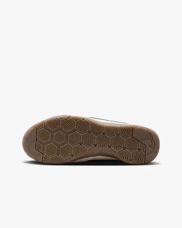 Explore Manchester City nike-gato-pale-ivory-university-red-thunder-blue-gs-hv9596-103 Jerseys - ManchesterCityshirt.co.uk