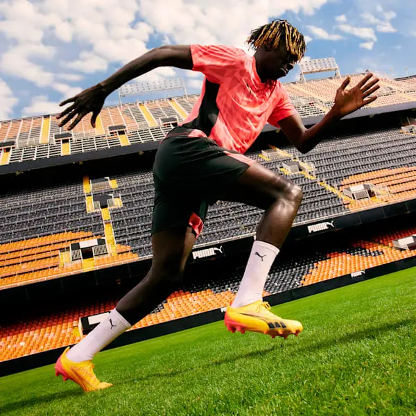 Explore Manchester City puma-ultra-ultimate-fgag-forever-faster-pack-107744-03 Jerseys - ManchesterCityshirt.co.uk